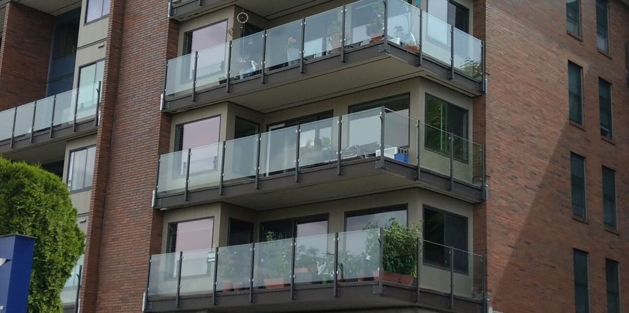 Picture Idea: Apartment Buildings 2025 Luxury With Roxie Glass