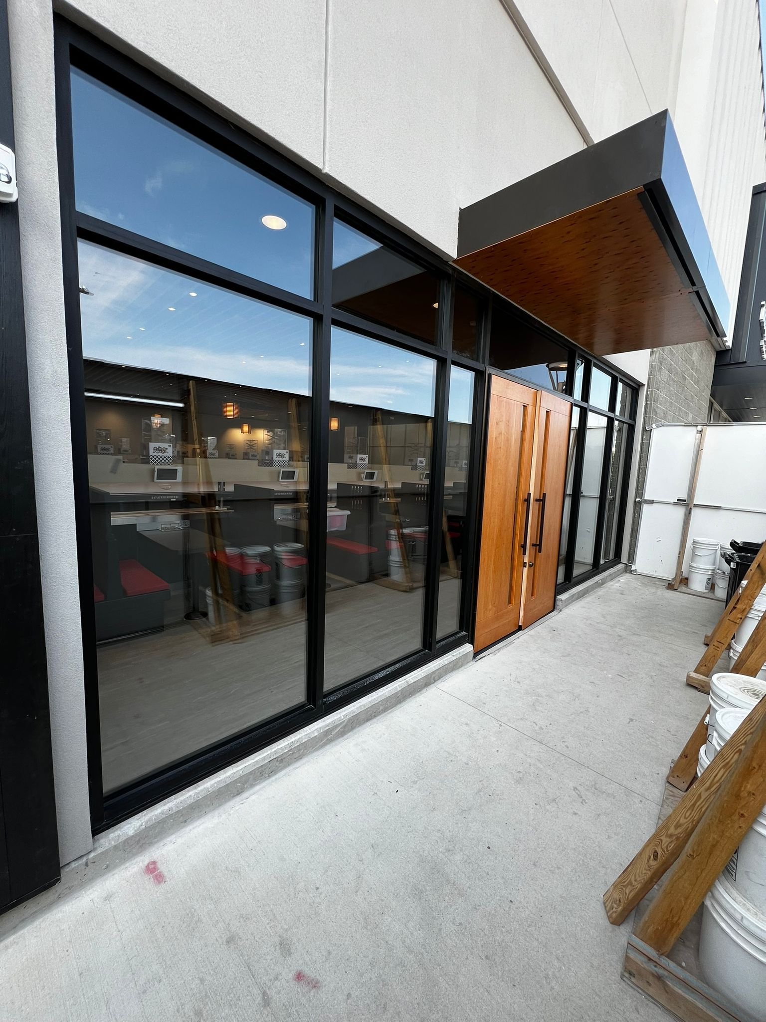 Storefront 5